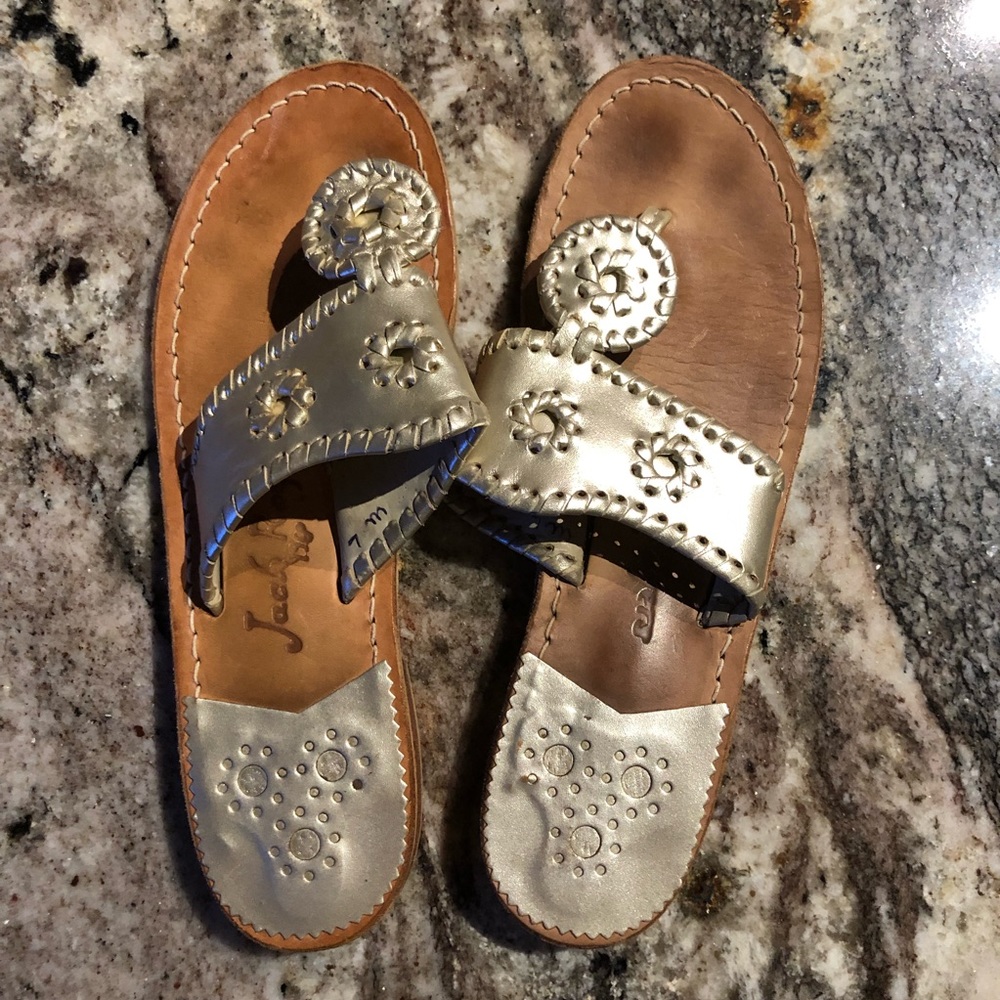 Jack Rogers Jacks Flat Sandal in Platinum (7M)